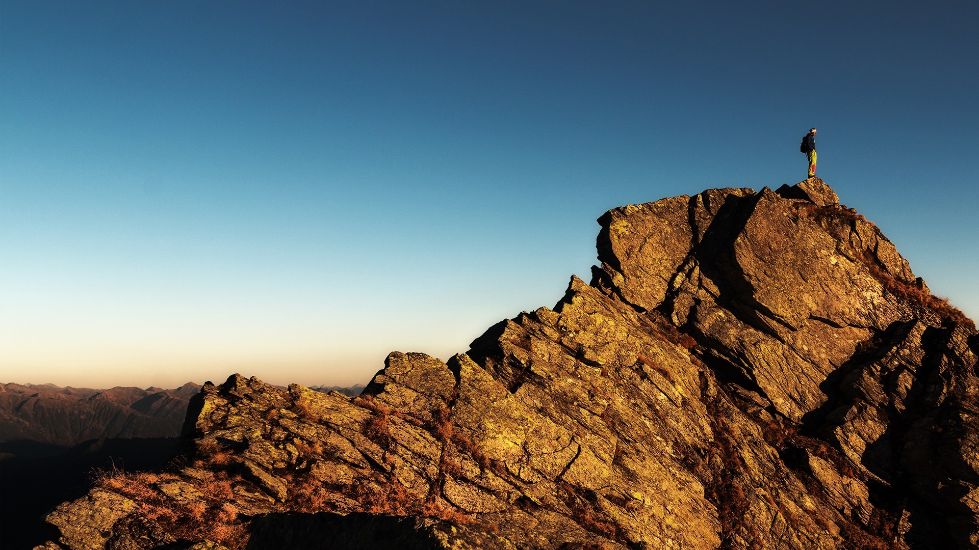 adventure-climb-daylight-673018